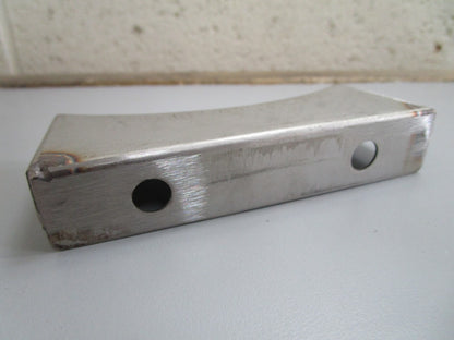 *NEW OEM* 0810 Volvo Penta Bracket 828061