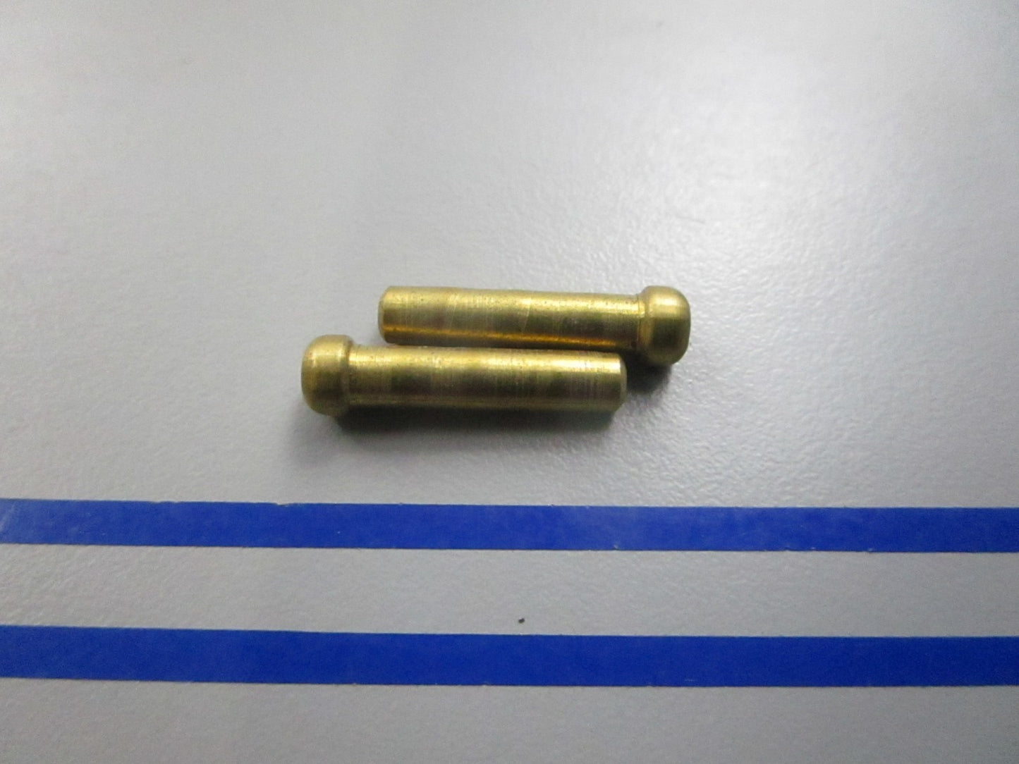NEW OEM (LOT OF 2) 303423 0303423 OMC Johnson Evinrude Oil Hose Nipple 0810