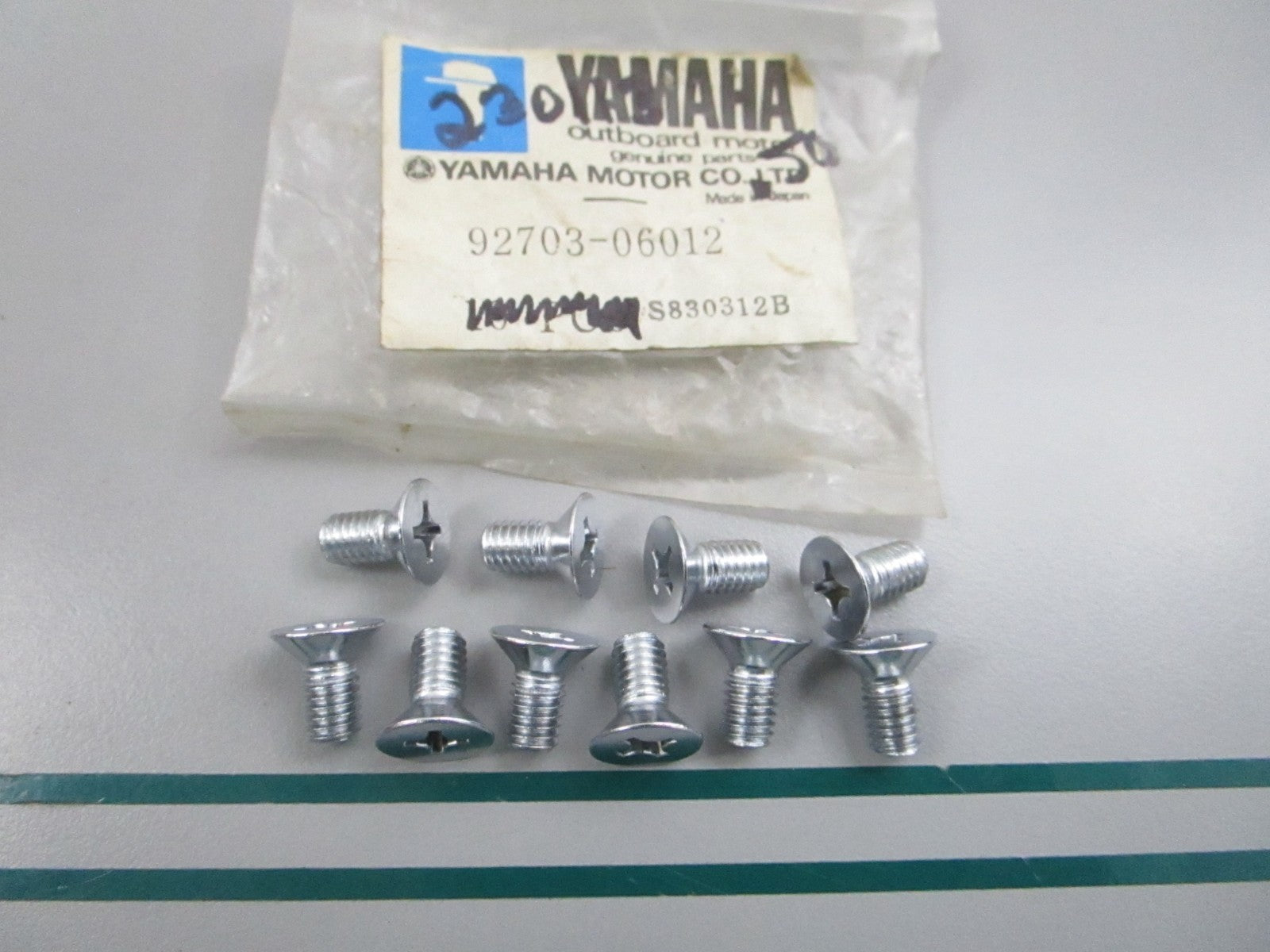 NEW OEM (LOT OF 10) 92703-06012 Yamaha Flat Head Screw 0810