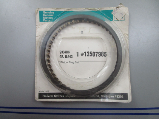 *NEW OEM* 0770 Volvo Penta GM Piston Ring Set 12507985 3854171