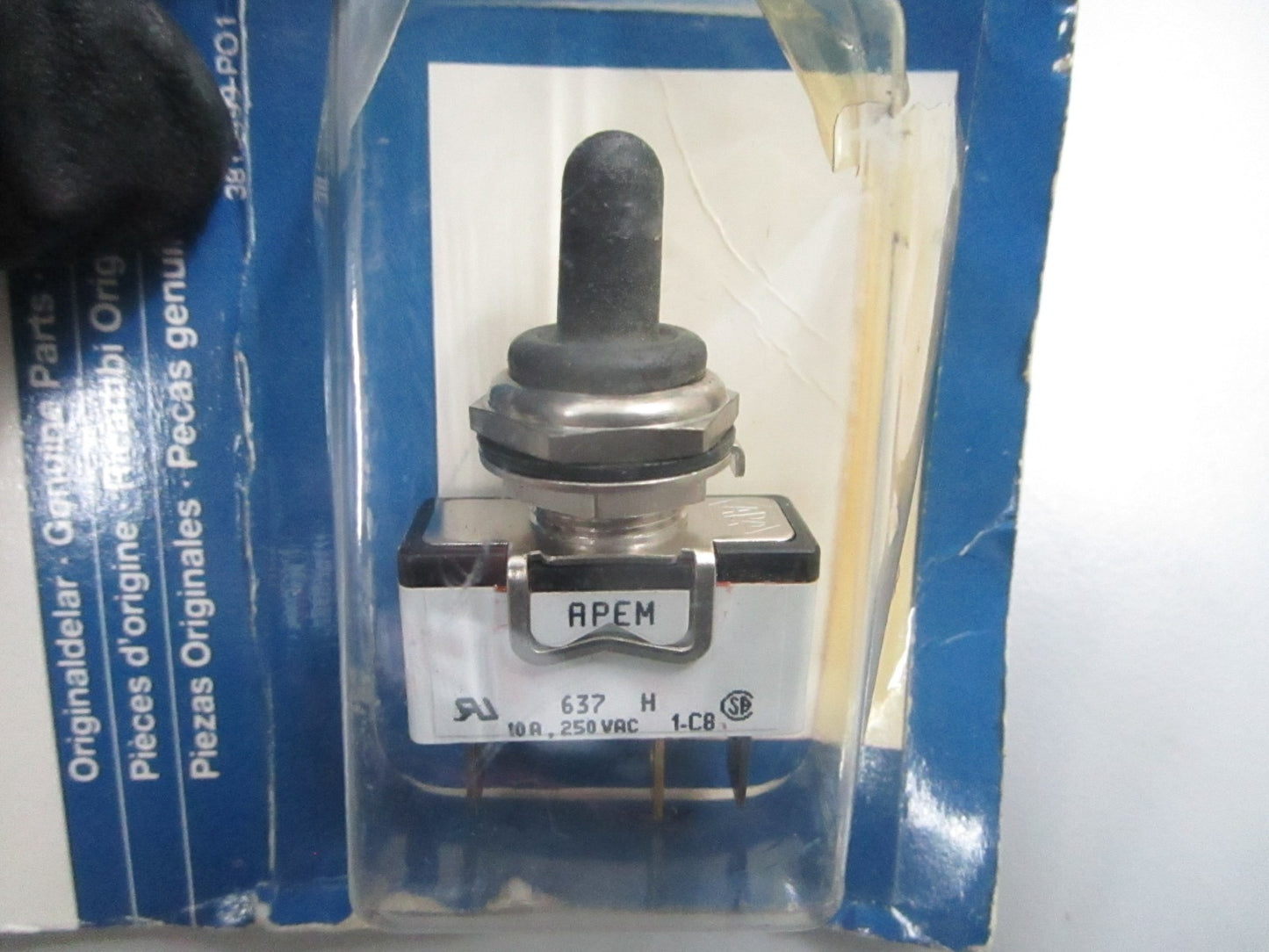 *NEW OEM* 0810 Volvo Penta Switch 814322