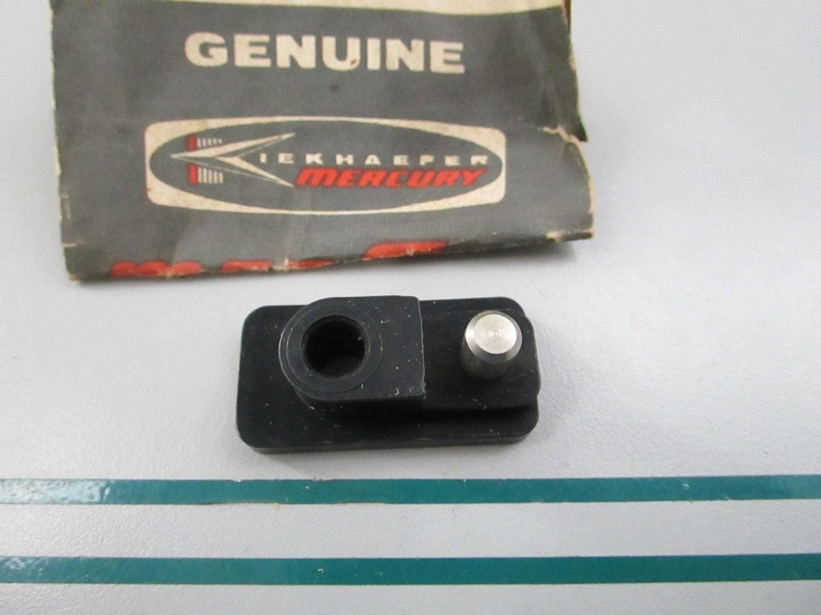 NEW OEM 37896 Mercury Quicksilver Shift Lock Guide Block 0810