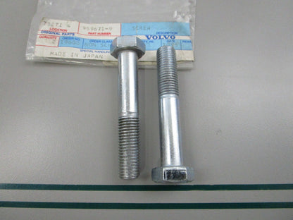NEW OEM (LOT OF 2) 959671 Volvo Penta Screw 0810