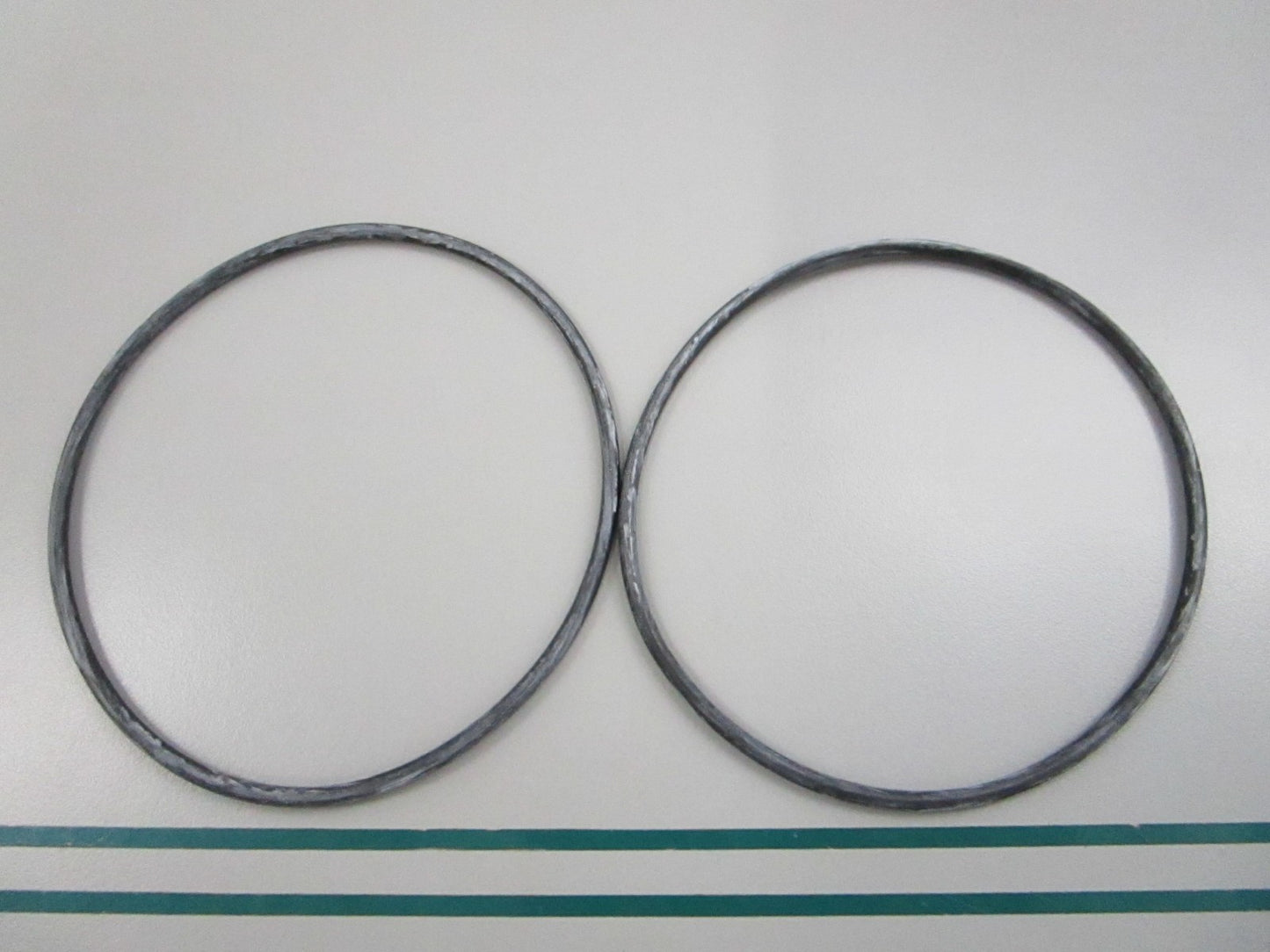 NEW OEM (LOT OF 2) 925258 Volvo Penta O-Ring 0810