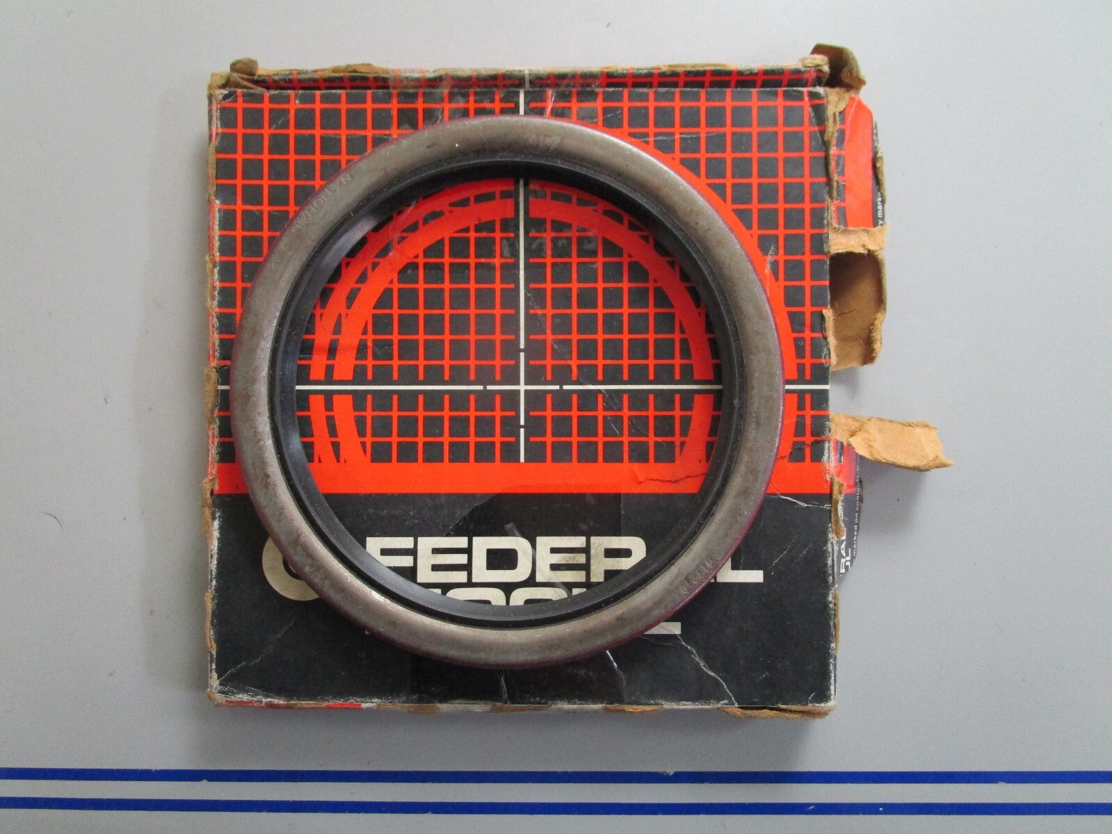 *NEW* 0820 Federal Mogul National Oil Seal 417210