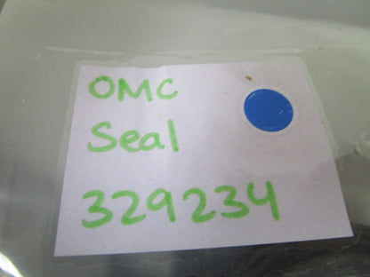 *NEW OEM* 0810 OMC Johnson Evinrude Seal 329234 0329234
