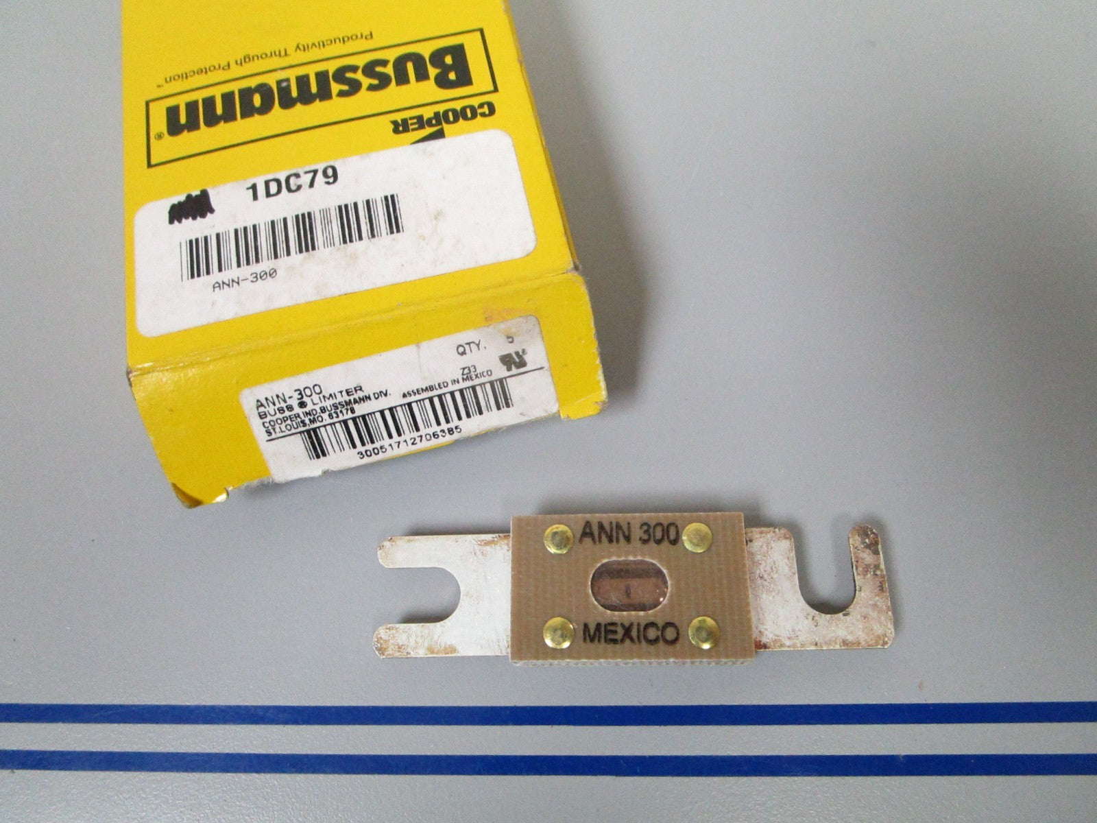 NEW OEM 1DC79 Bussman Ann-300 Fast Acting Limiter Fuse 300AMP 0720