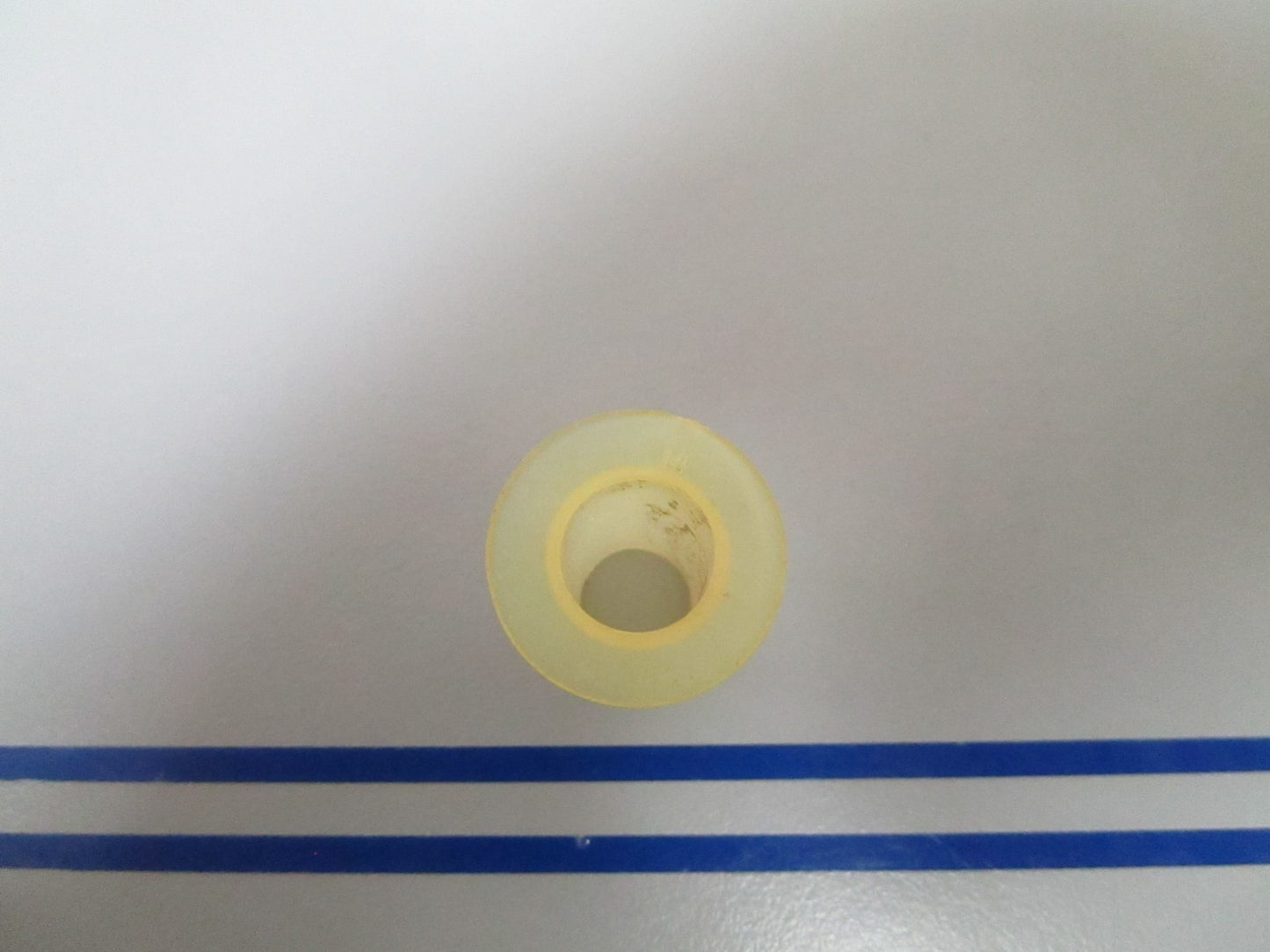NEW OEM 308370 0308370 OMC Johnson Evinrude Bushing 0810