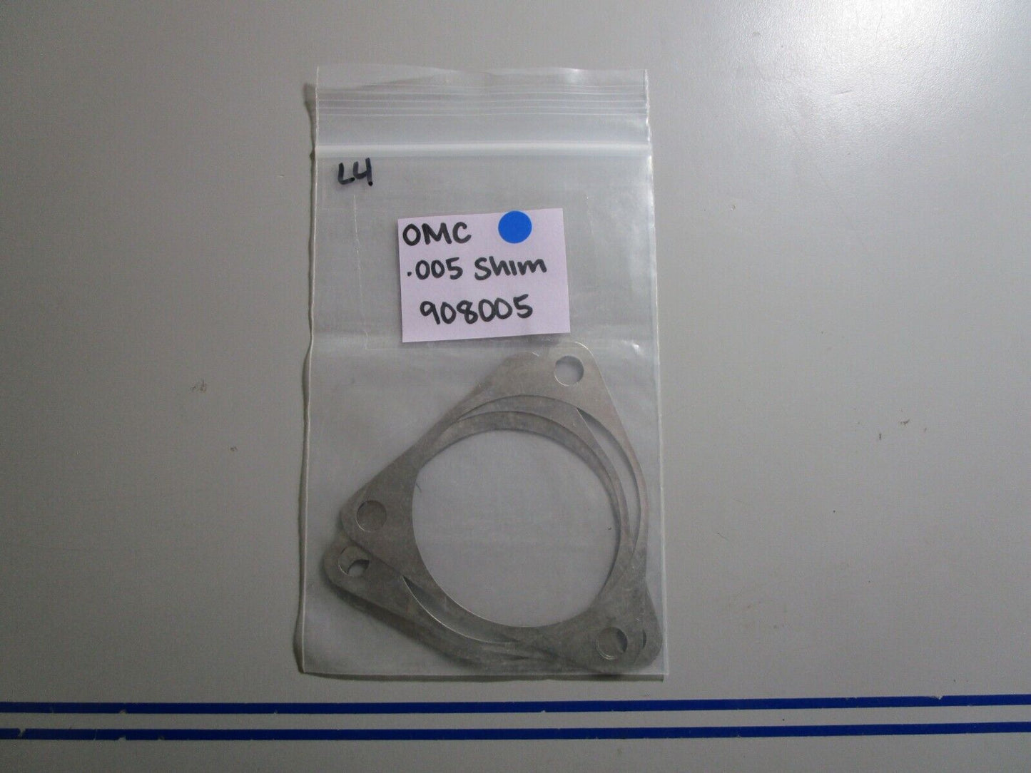 *NEW OEM* (LOT OF 4) 0810 OMC Johnson Evinrude .005 Shim 908005 0908005