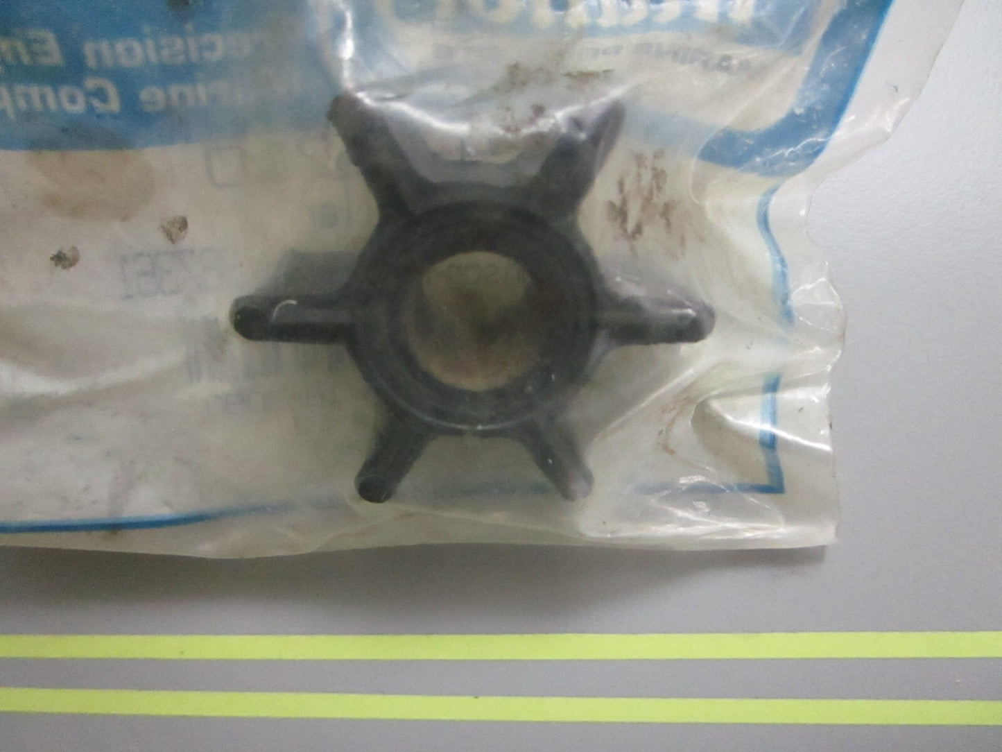 *NEW* 0810 Mallory Impeller 9-45210 Replaces: Evinrude 387361 0387361