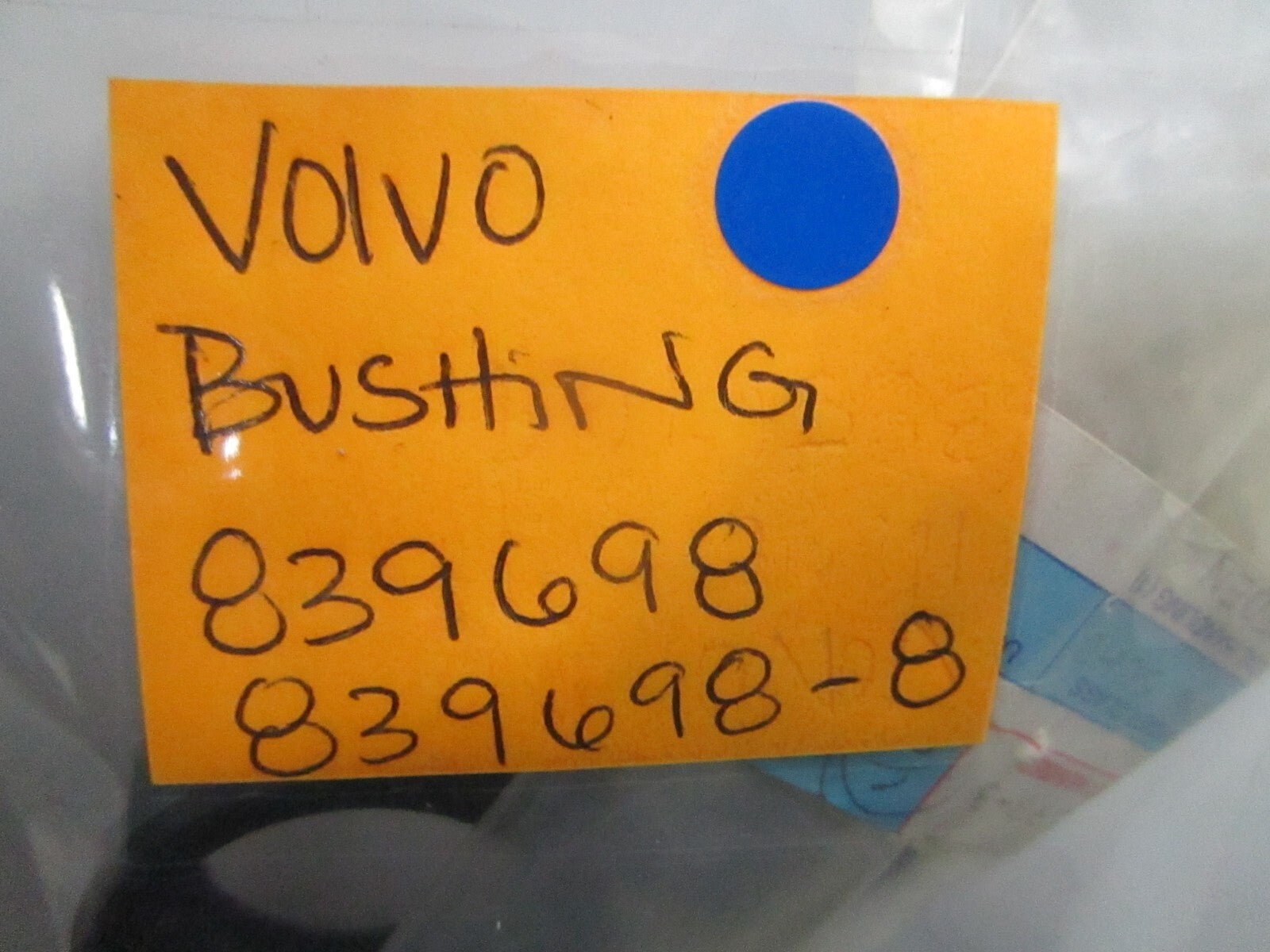 *NEW OEM* 0810 Volvo Penta Bushing 839698 839698-8