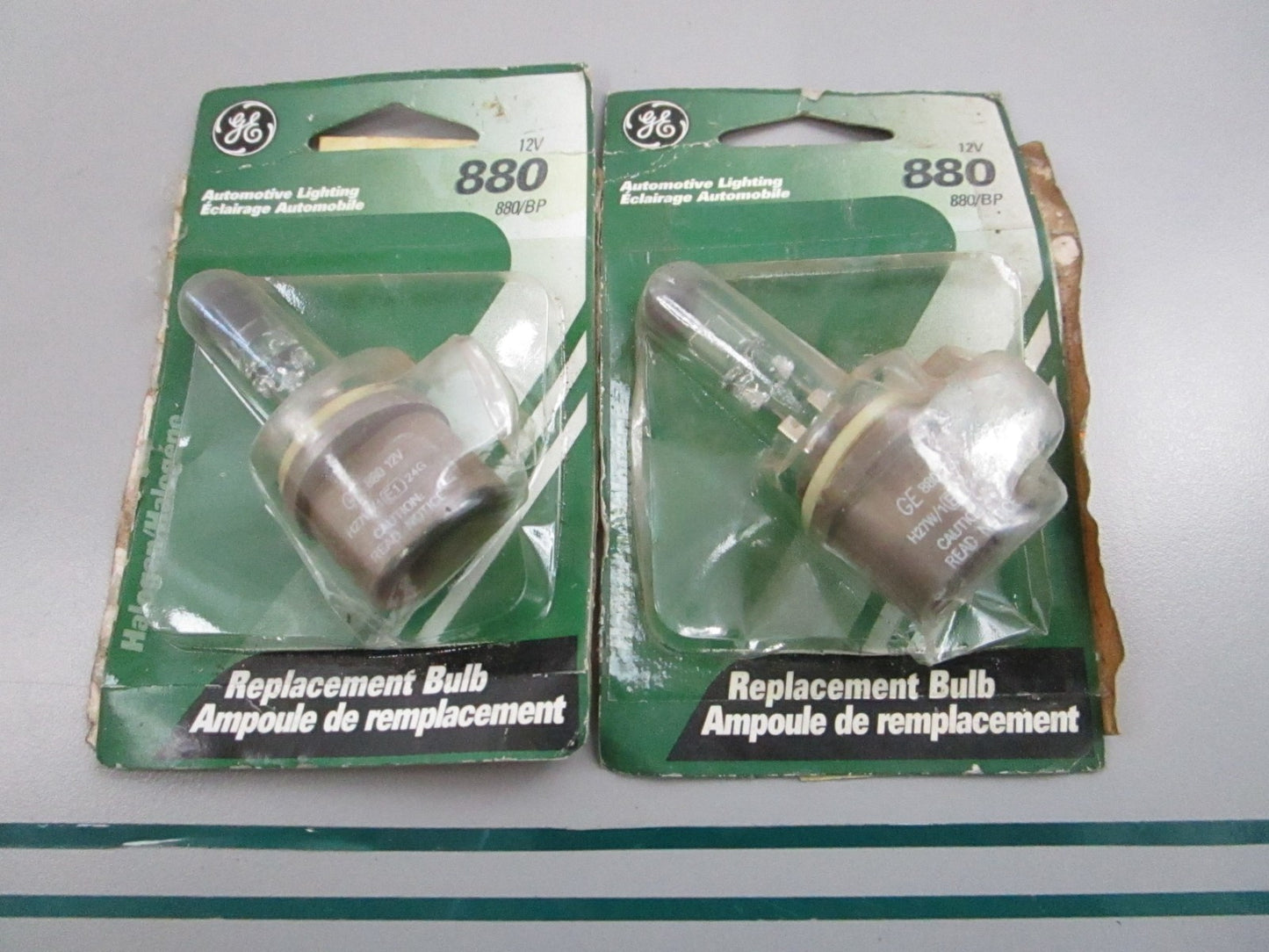 Arctic Cat NEW OEM Headlight Bulb 0409-045 880 12V ATV NOS (LOT OF 2) 0810