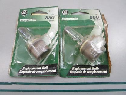 Arctic Cat NEW OEM Headlight Bulb 0409-045 880 12V ATV NOS (LOT OF 2) 0810