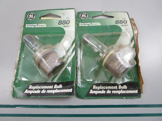 Arctic Cat NEW OEM Headlight Bulb 0409-045 880 12V ATV NOS (LOT OF 2) 0810