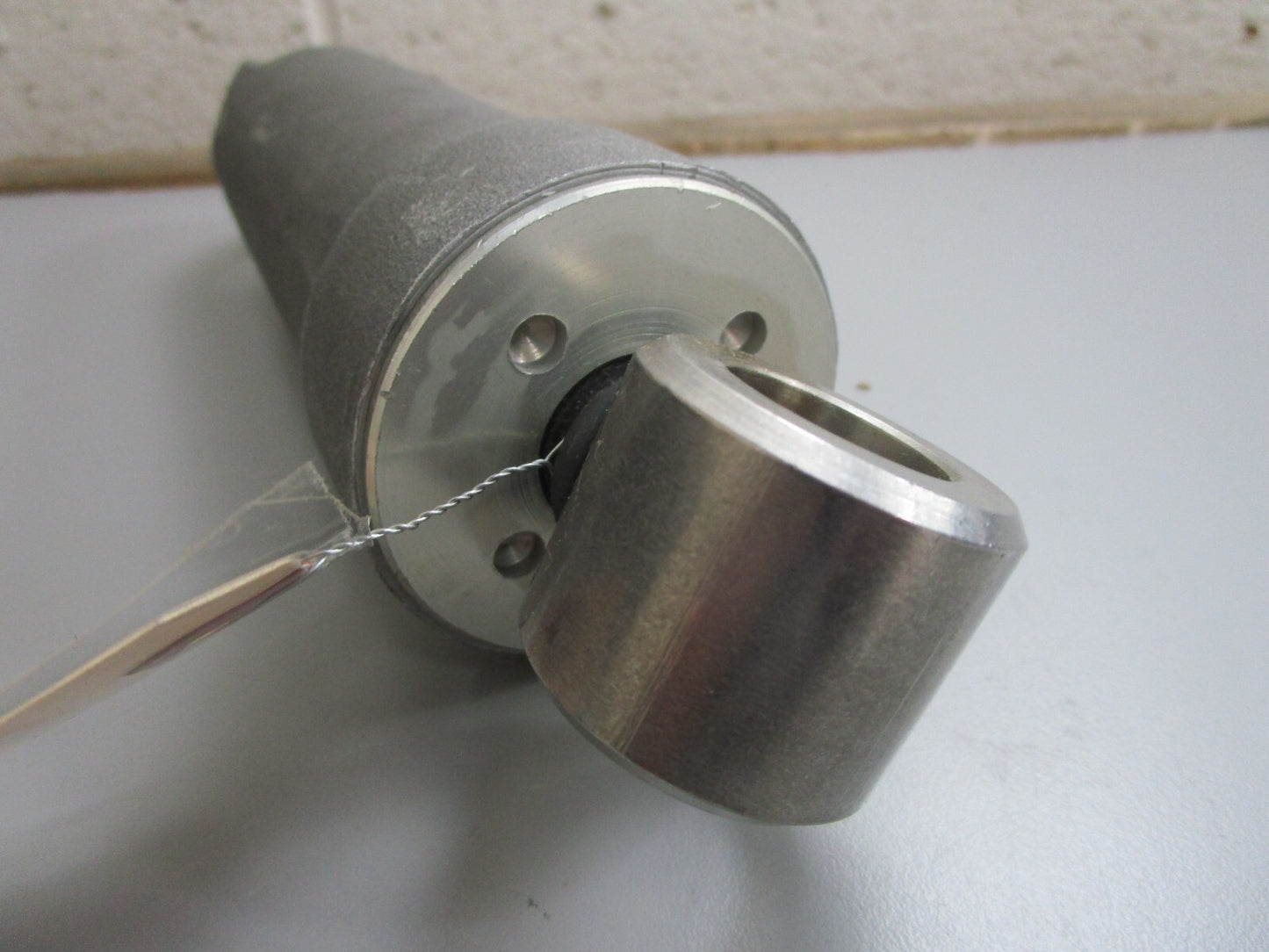 *NEW OEM* 0820 Mercury Force Hydraulic Cylinder FK695381