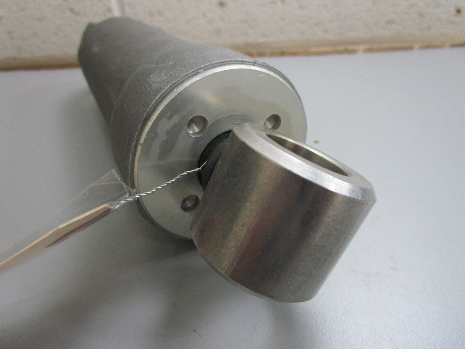 *NEW OEM* 0820 Mercury Force Hydraulic Cylinder FK695381