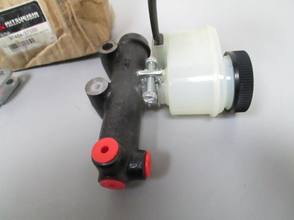 *NEW OEM* 0720 Mitsubishi Caterpillar Forklift Master Cylinder 91484-37100