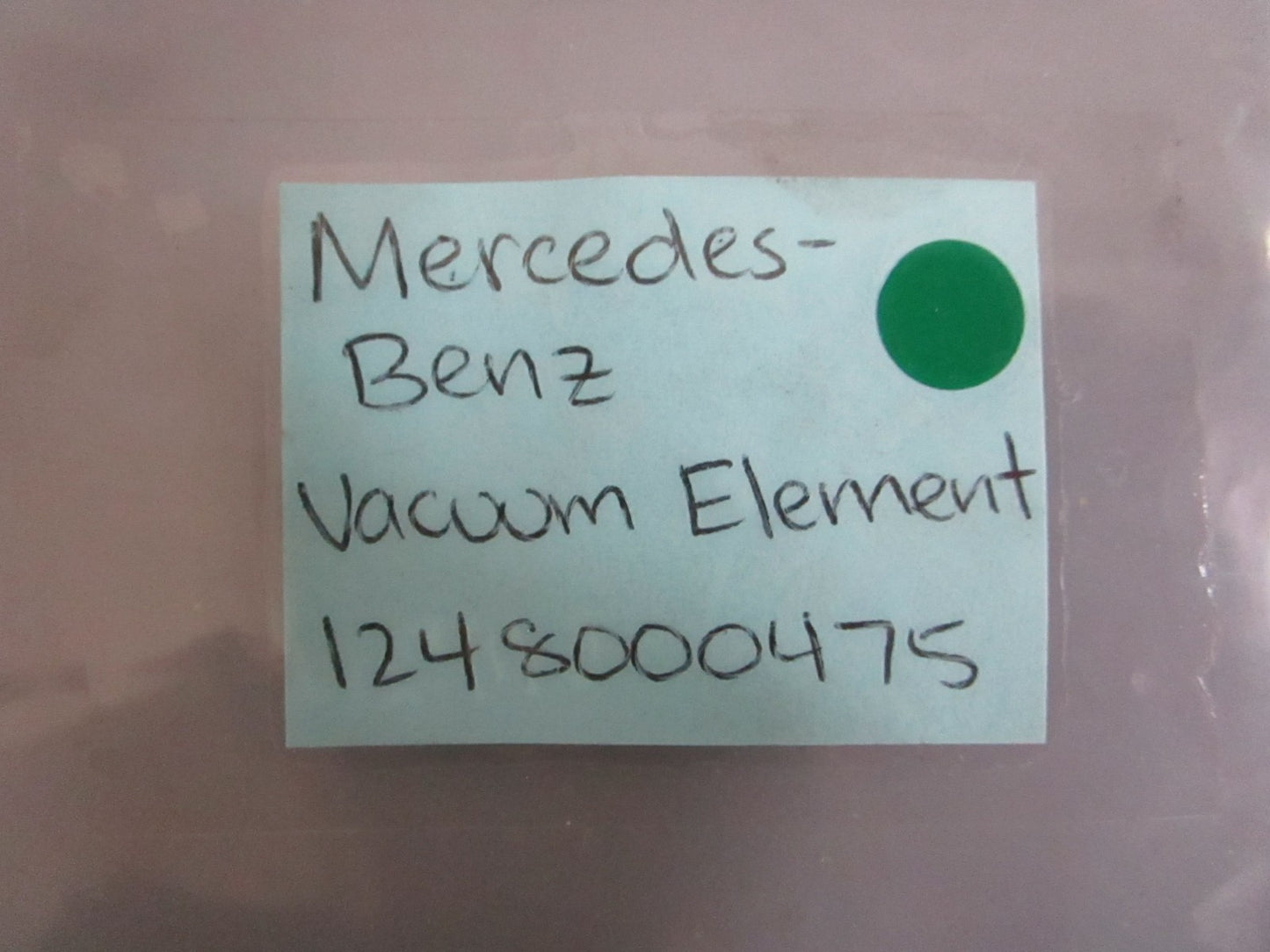 NEW OEM 1248000475 Mercedes-Benz Vacuum Element 0820