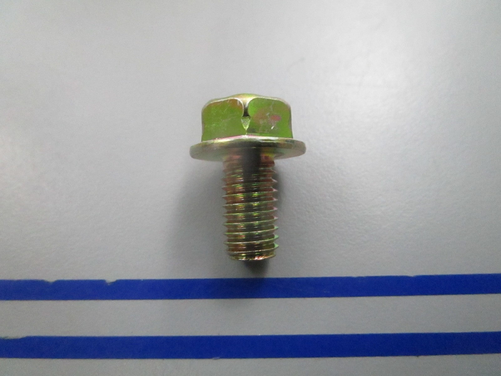 NEW OEM Kawasaki 130D0814 Flanged Bolt 0810