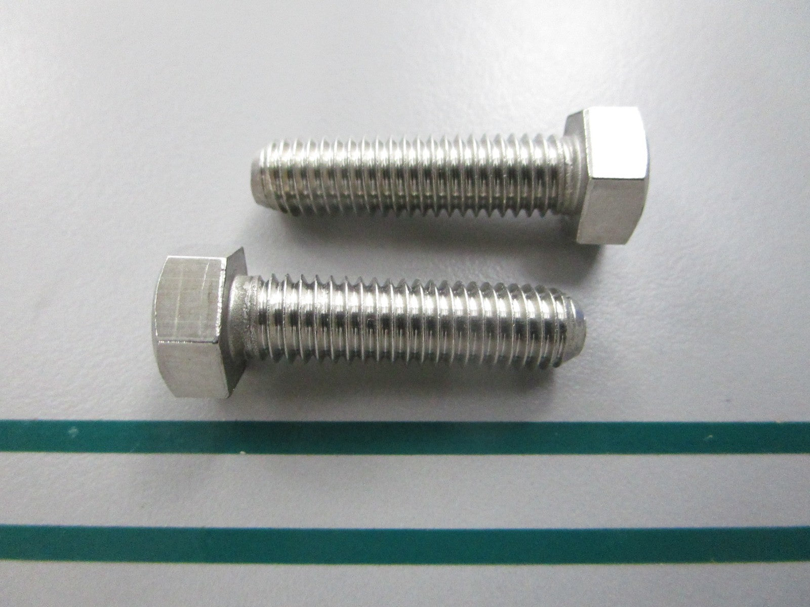 NEW OEM (LOT OF 2) 10-95416M Mercury Quicksilver Bolt 0810