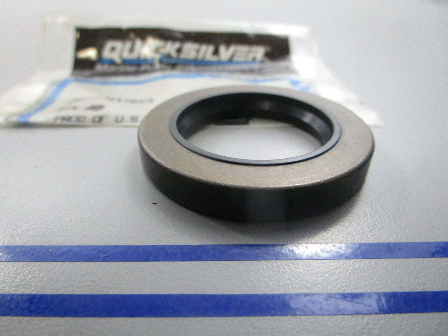 NEW OEM 26-41953 Mercury Quicksilver Seal 0810
