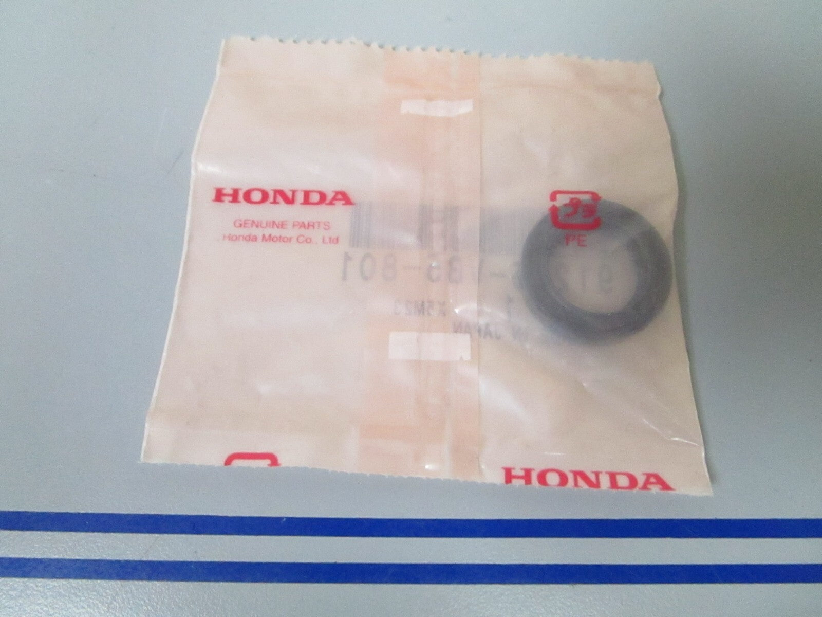 *NEW OEM* 0810 Honda Oil Seal 91205-VB5-801