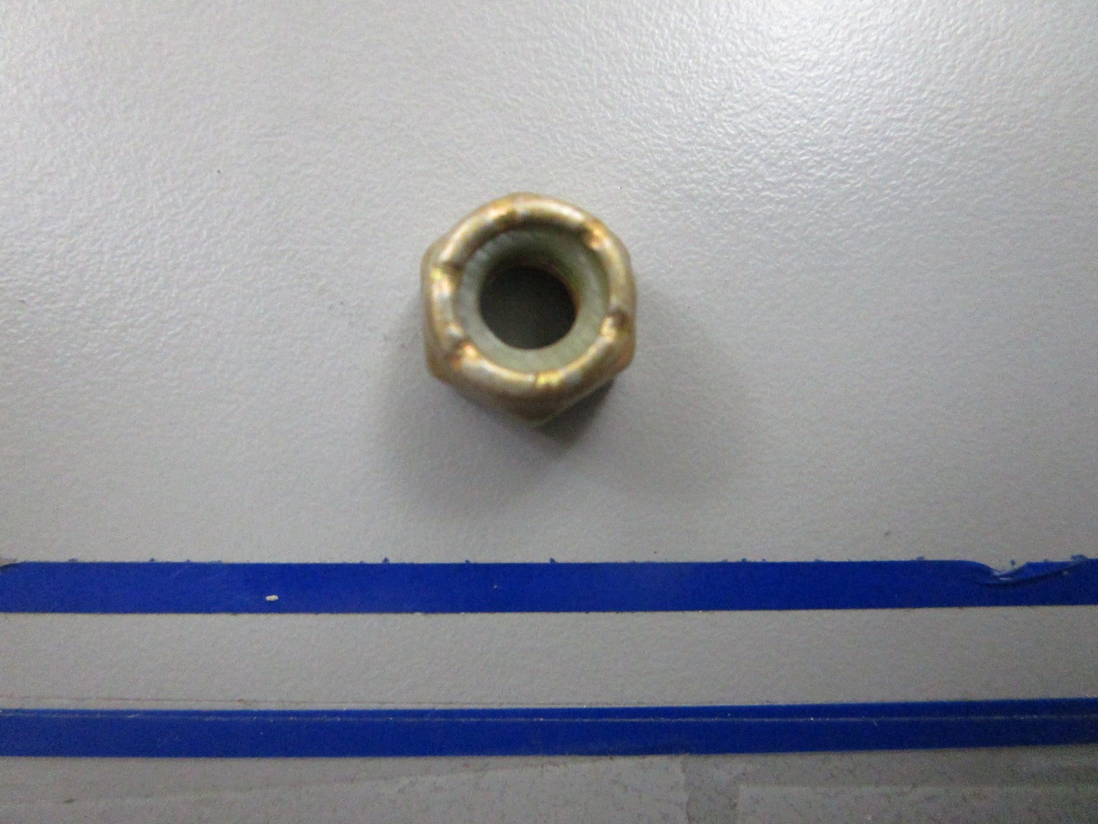 *NEW OEM* 0810 Mercury Quicksilver Nut 11-826708 9