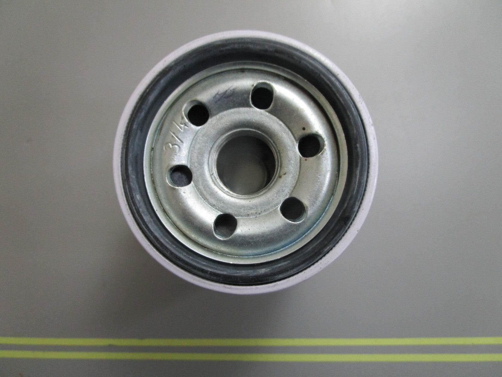 *NEW OEM* 0820 OMC Johnson Evinrude Oil Filter 778887 0778887