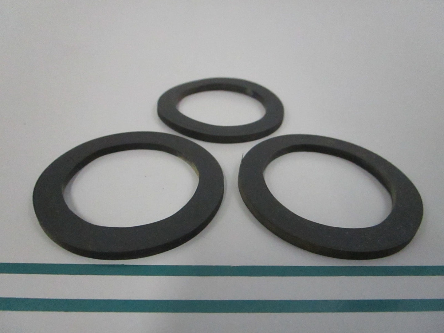NEW OEM (LOT OF 3) 940046 Volvo Penta Gasket 0810