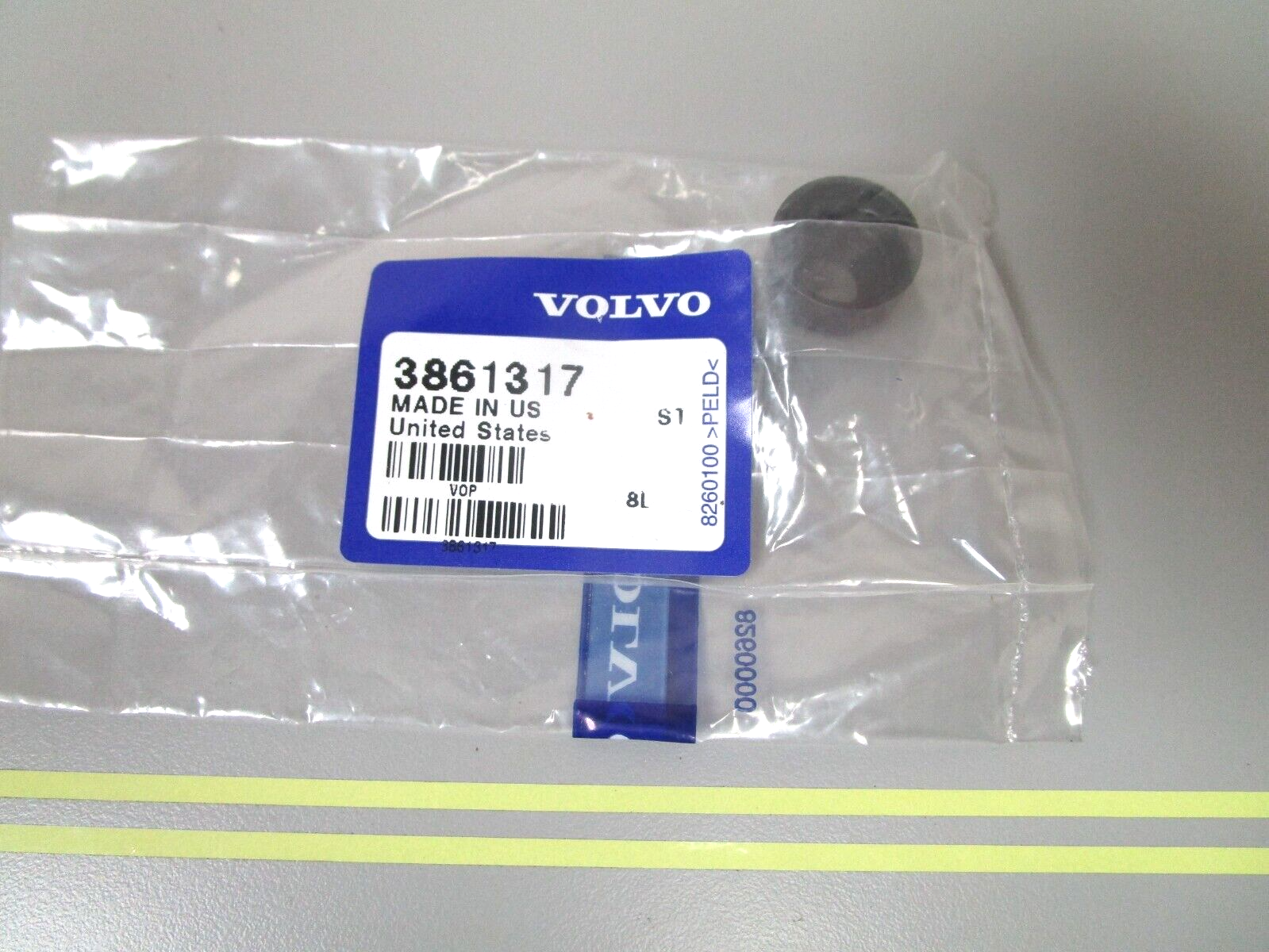 *NEW OEM* 0720 Volvo Penta Valve Stem Seal 3861317