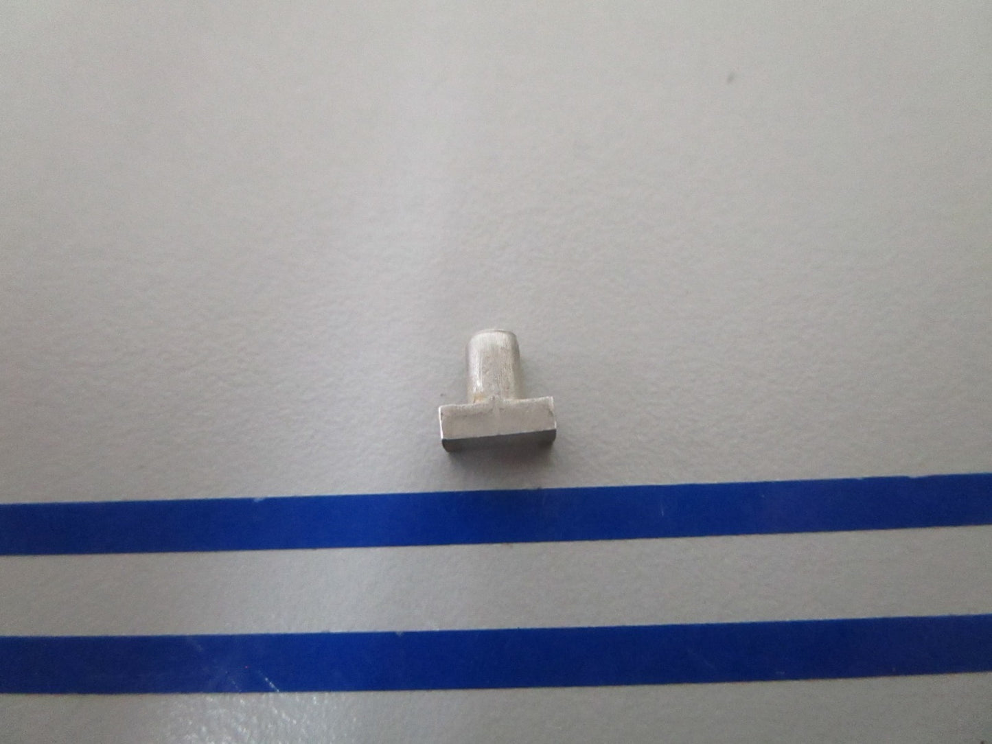 NEW OEM 306196 0306196 OMC Johnson Evinrude Impeller Pin 0810
