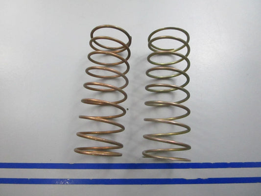 NEW OEM (LOT OF 2) 304499 0304499 OMC Johnson Evinrude Spring 0810