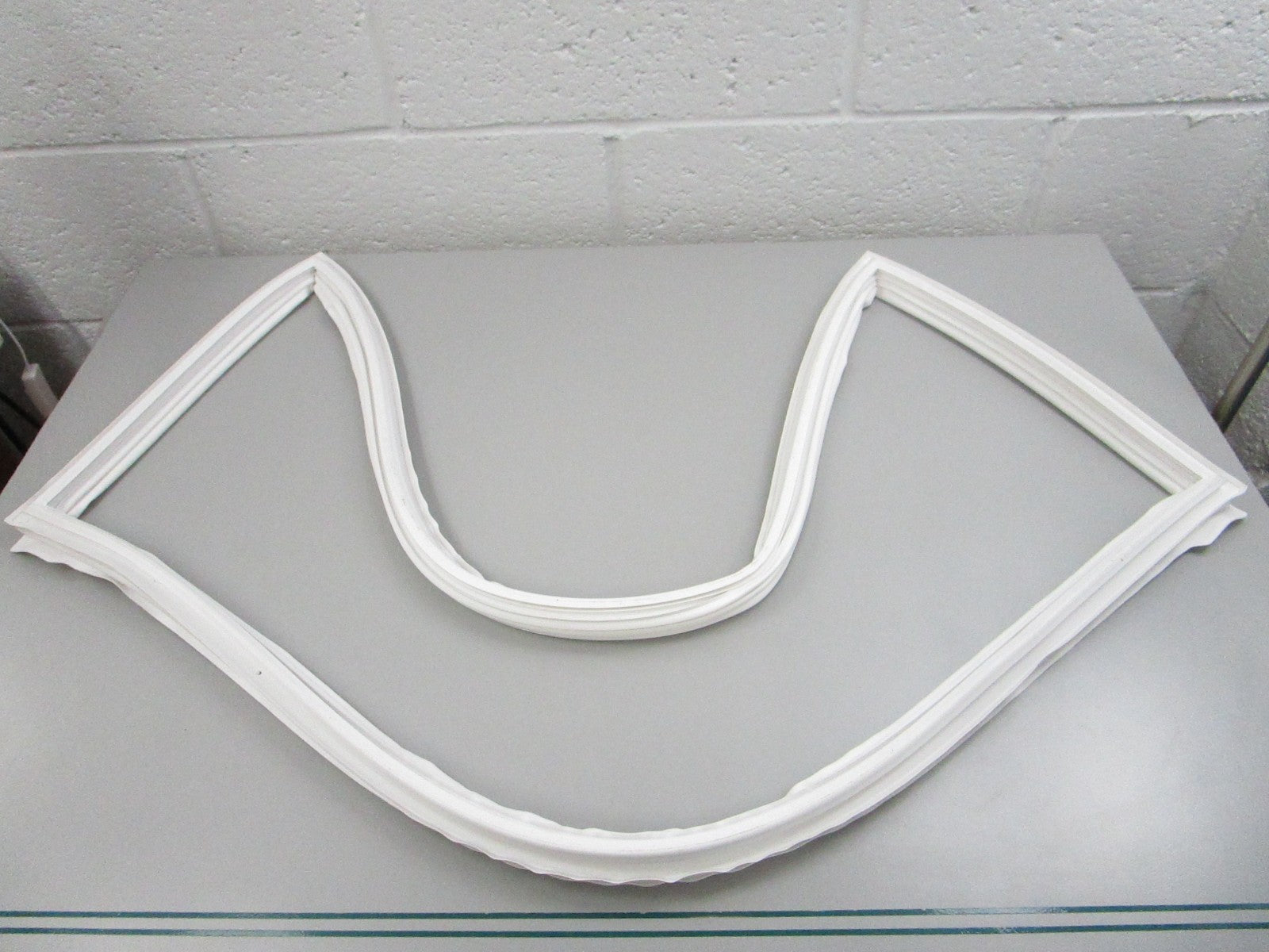 NEW OEM W10830287 Whirlpool Door Gasket 0810