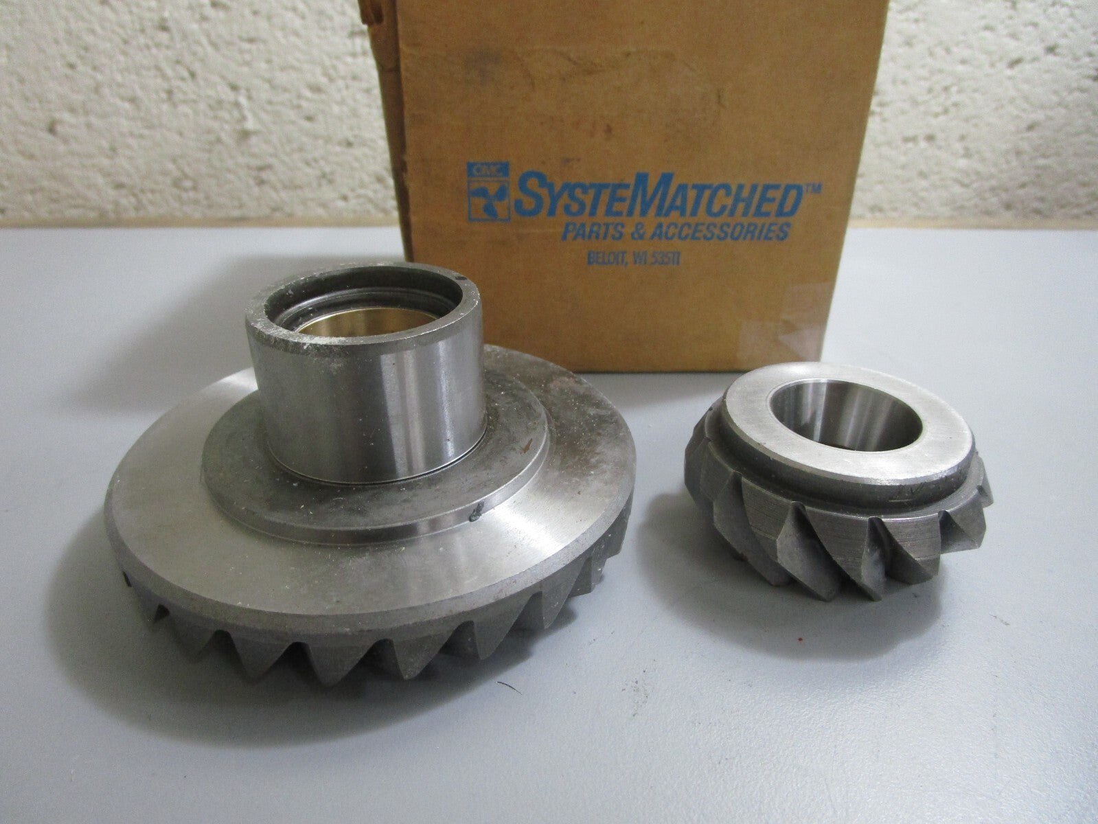 *NEW OEM* 0820 OMC Johnson Evinrude Gear & Pinion Ay 434063 0434063