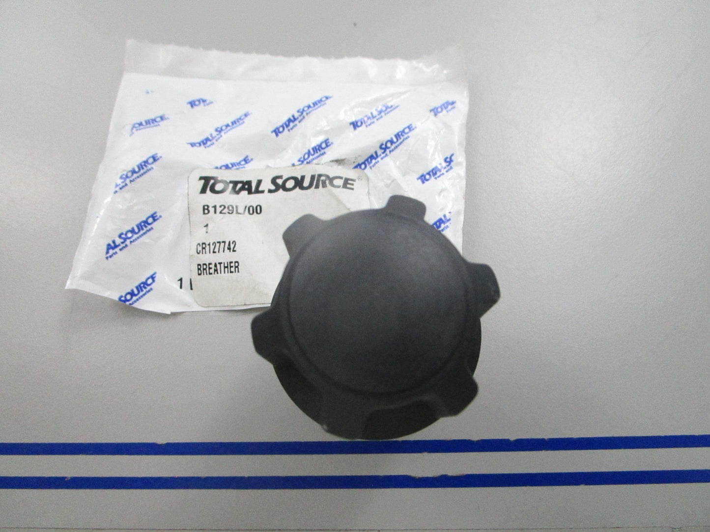 NEW CR127742 Replaces: Crown Total Source Breather Cap 0810
