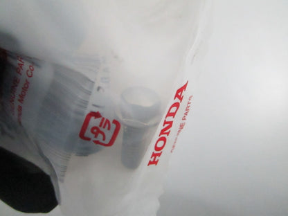 *NEW OEM* 0810 Honda Flange Bolt 96001-0601602