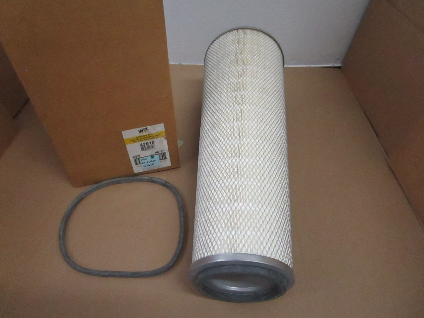 NEW OEM 42610 Wix Air Filter 0820