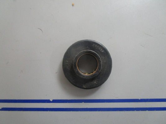*NEW OEM* 0810 OMC Johnson Evinrude Seal 335412 0335412