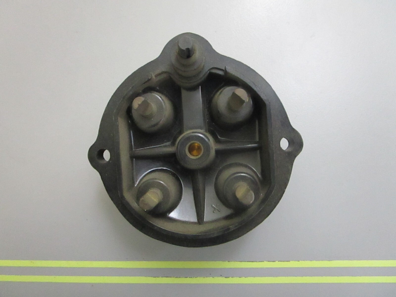 *NEW OEM* 0820 Mercury Quicksilver Distributor Cap 397-901