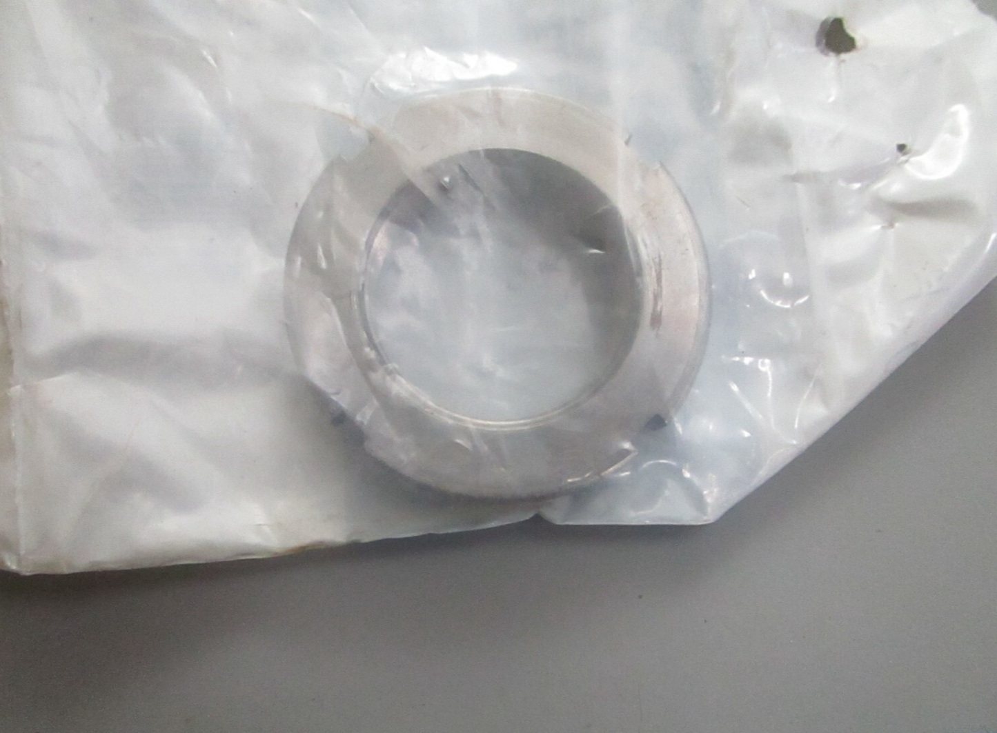 *NEW OEM* 0810 OMC Johnson Evinrude Pinion Nut 911753 0911753