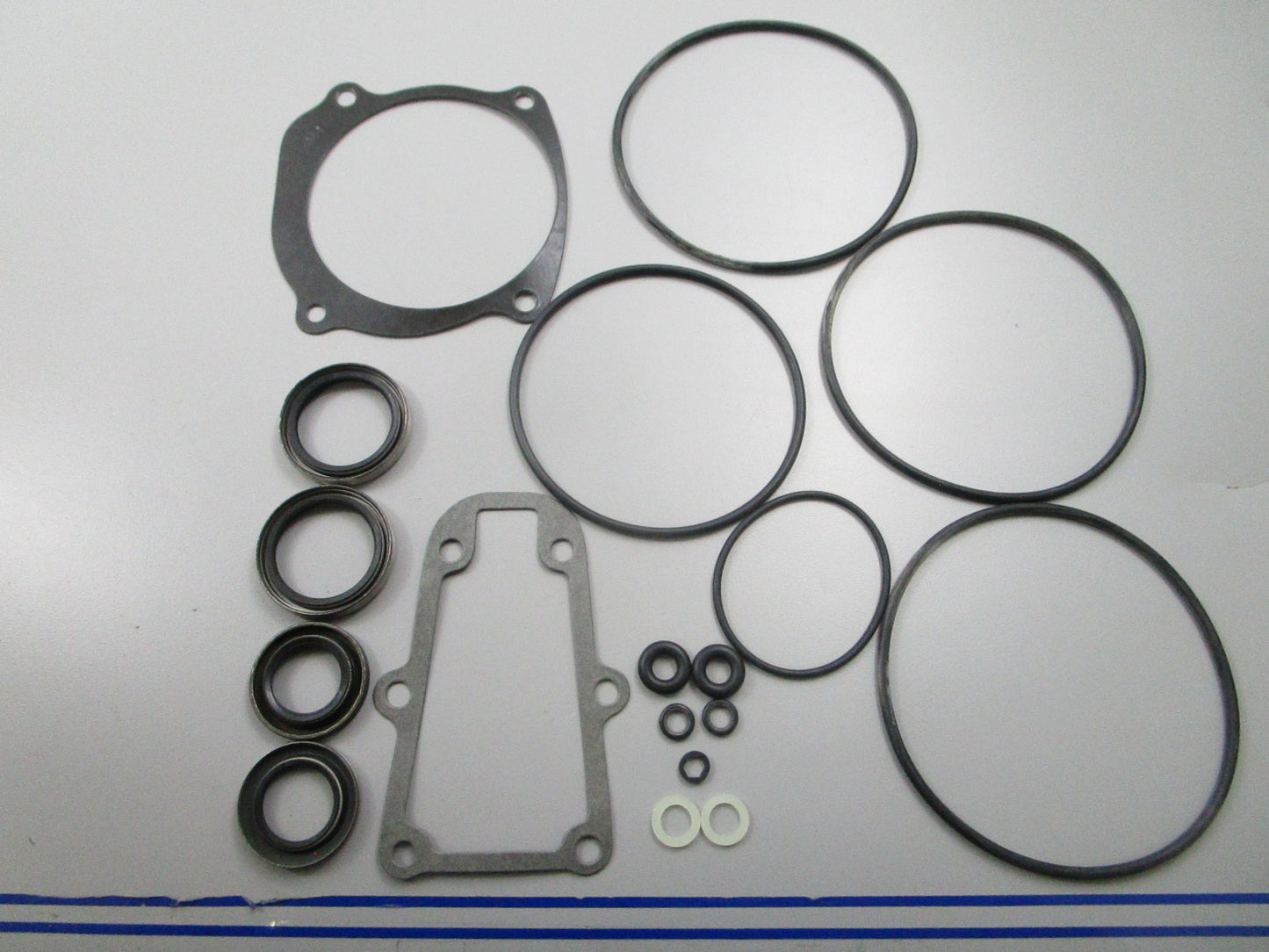 *NEW OEM* 0810 OMC Johnson Evinrude Gearcase Seal Kit Assembly 434516 0434516