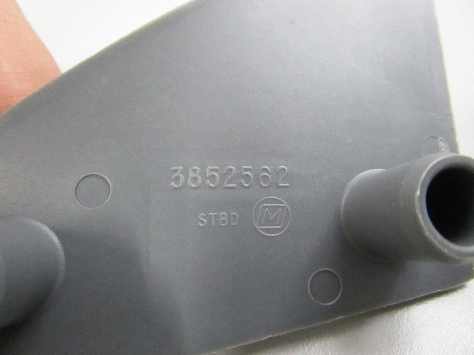 NEW OEM 3852562 OMC Johnson Evinrude Thrust Plate 0810