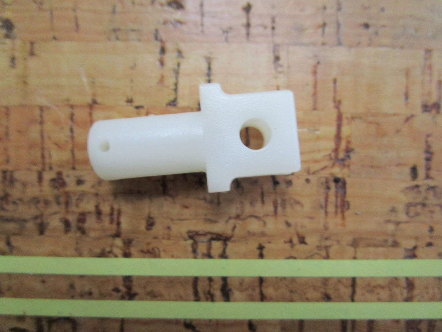 *NEW OEM* 0810 OMC Johnson Evinrude Retainer 315104 0315104