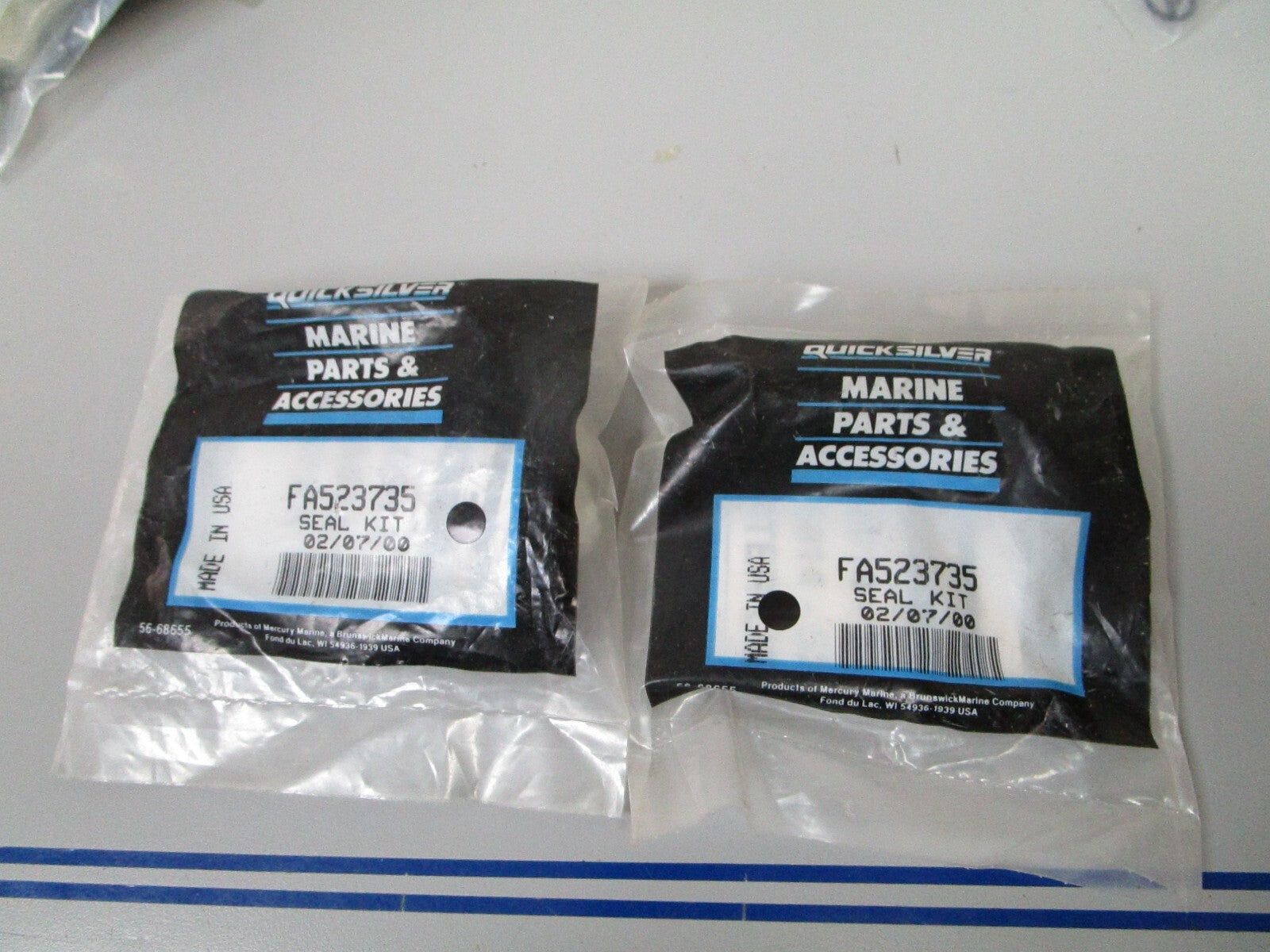 *NEW OEM* (LOT OF 2) 0810 Mercury Quicksilver Seal Kit FA523735
