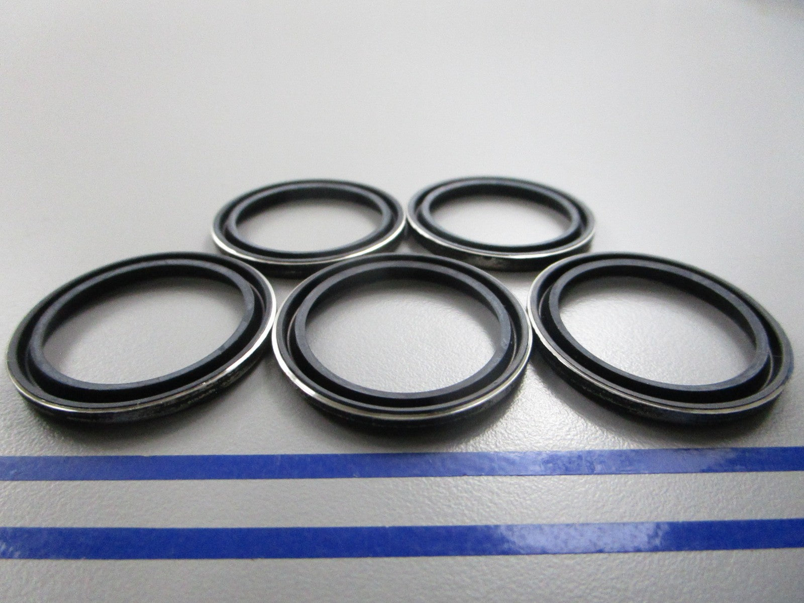 NEW OEM (LOT OF 5) 26-55682 Mercury Quicksilver Oil Seal 0810