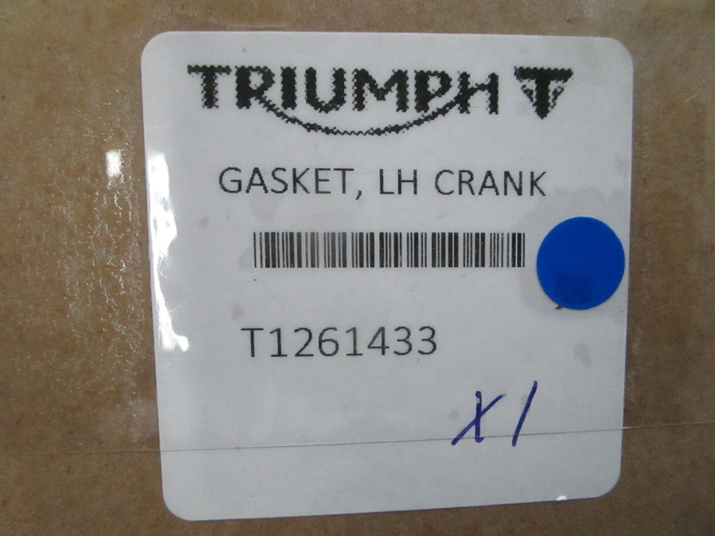 *NEW OEM* 0810 Triumph LH Crank Gasket T1261433