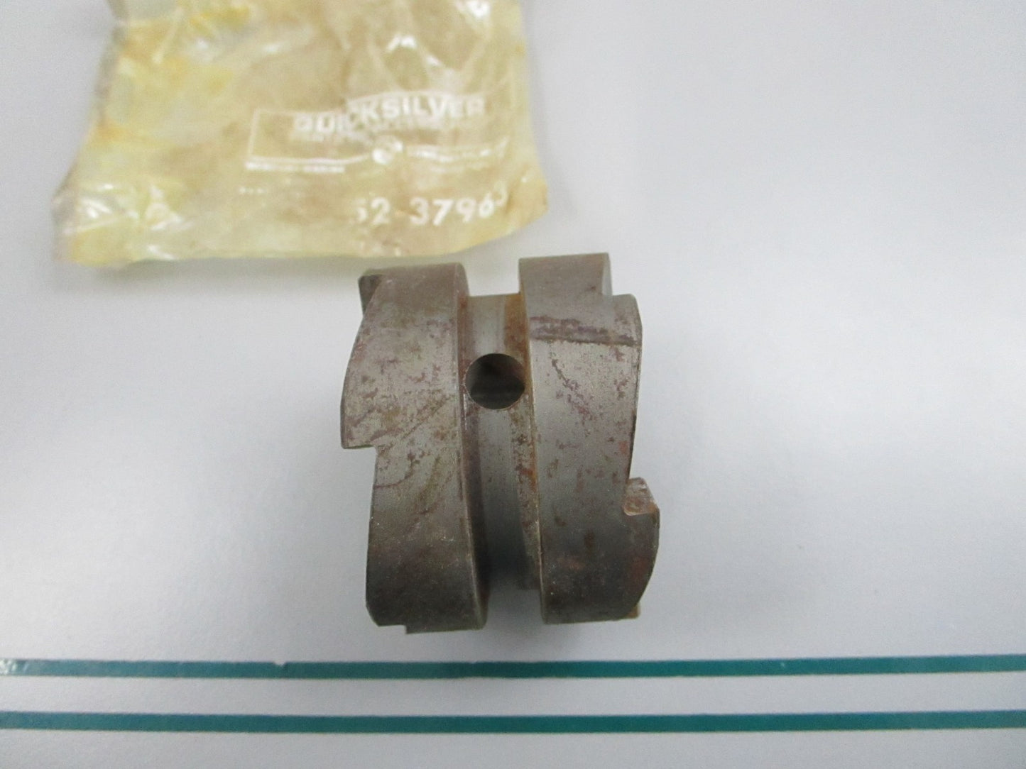 NEW OEM 52-37963 Mercury Quicksilver Clutch Dog 0810
