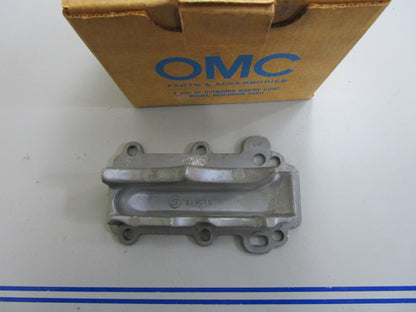 *NEW OEM* 0820 OMC Johnson Evinrude Inner Exhaust Cover 329048 0329048