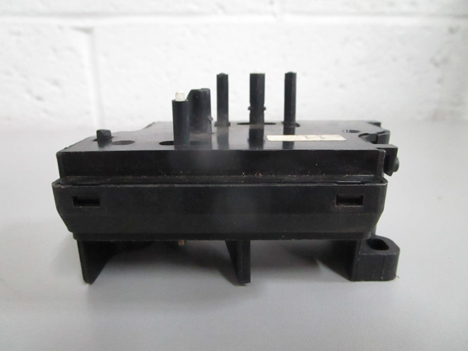 NEW OEM 0028205910 Mercedes-Benz Seat Adjustment Switch 0820