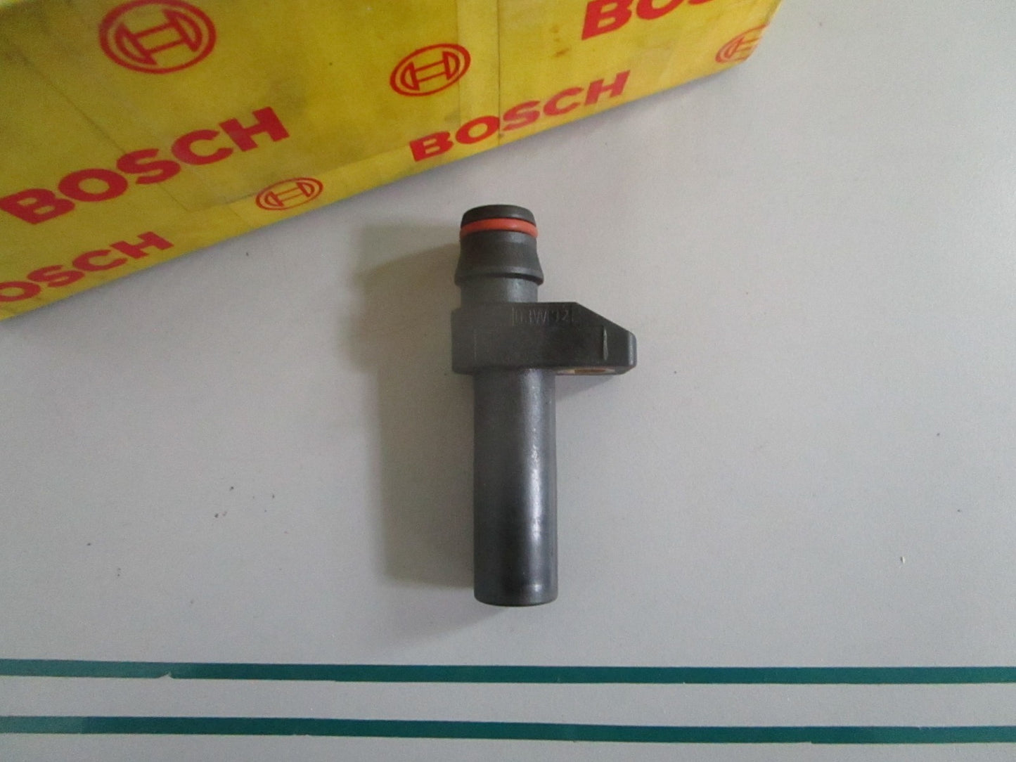 NEW OEM 0031537428 0281002123 Mercedes-Benz Bosch Crankshaft Sensor 0820